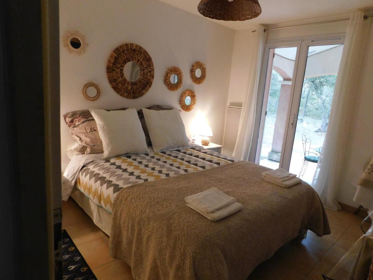 Régusse Chez Marie Bed & Breakfast エクステリア 写真
